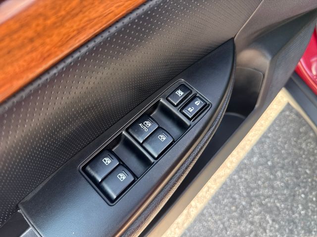 2014 Subaru Outback 2.5i Limited - Photo 11