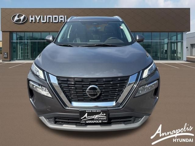 2021 Nissan Rogue SV - Photo 2