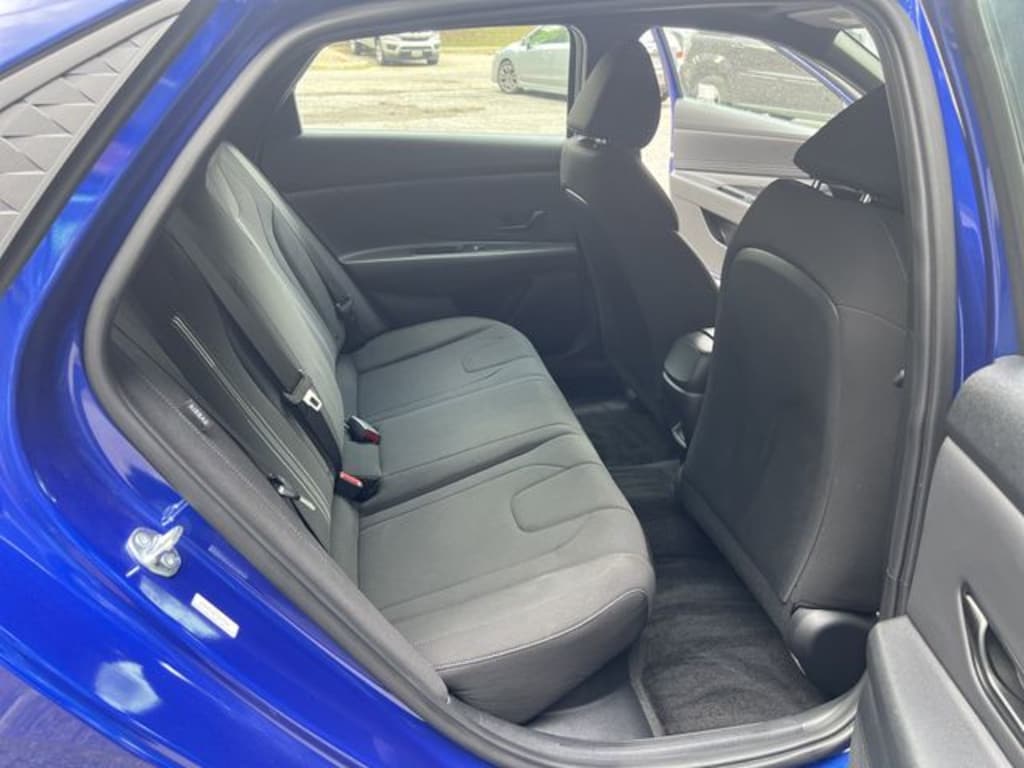 Used 2025 Hyundai Elantra Hybrid SEL Sport