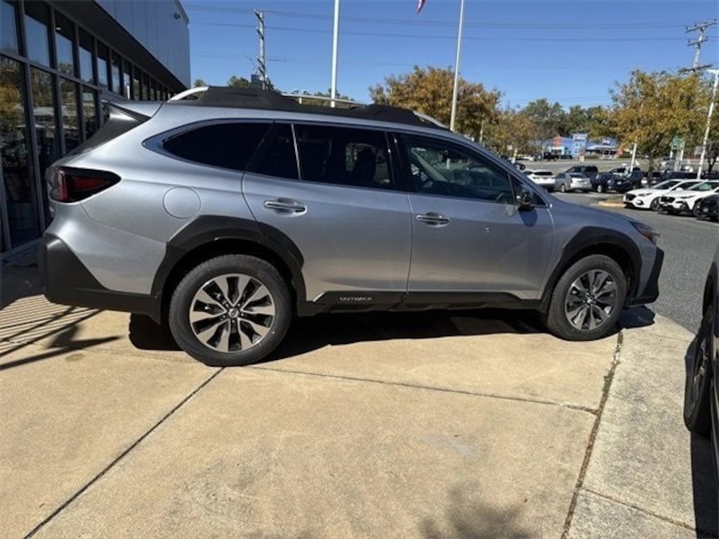 New 2025 Subaru Outback Touring XT SUV