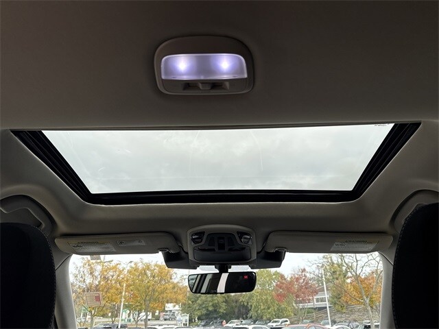 2025 Subaru Outback Premium photo 3