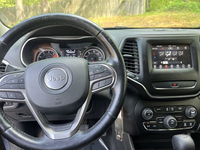 2020 Jeep Cherokee Latitude - Photo 11