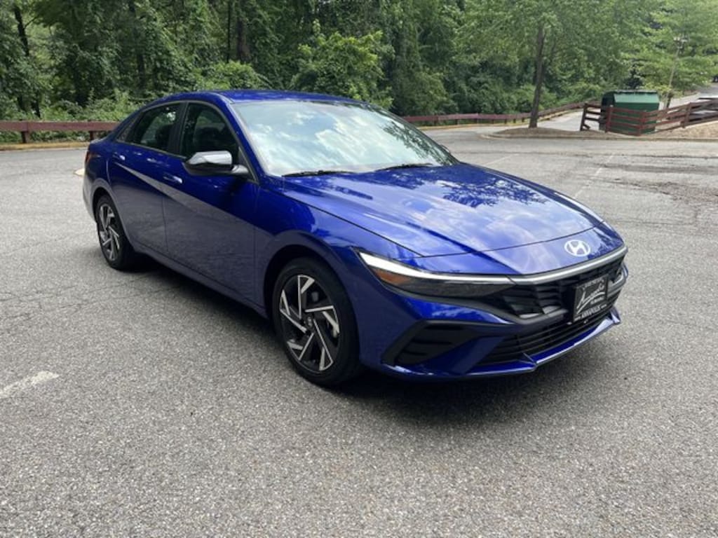 Used 2025 Hyundai Elantra Hybrid SEL Sport