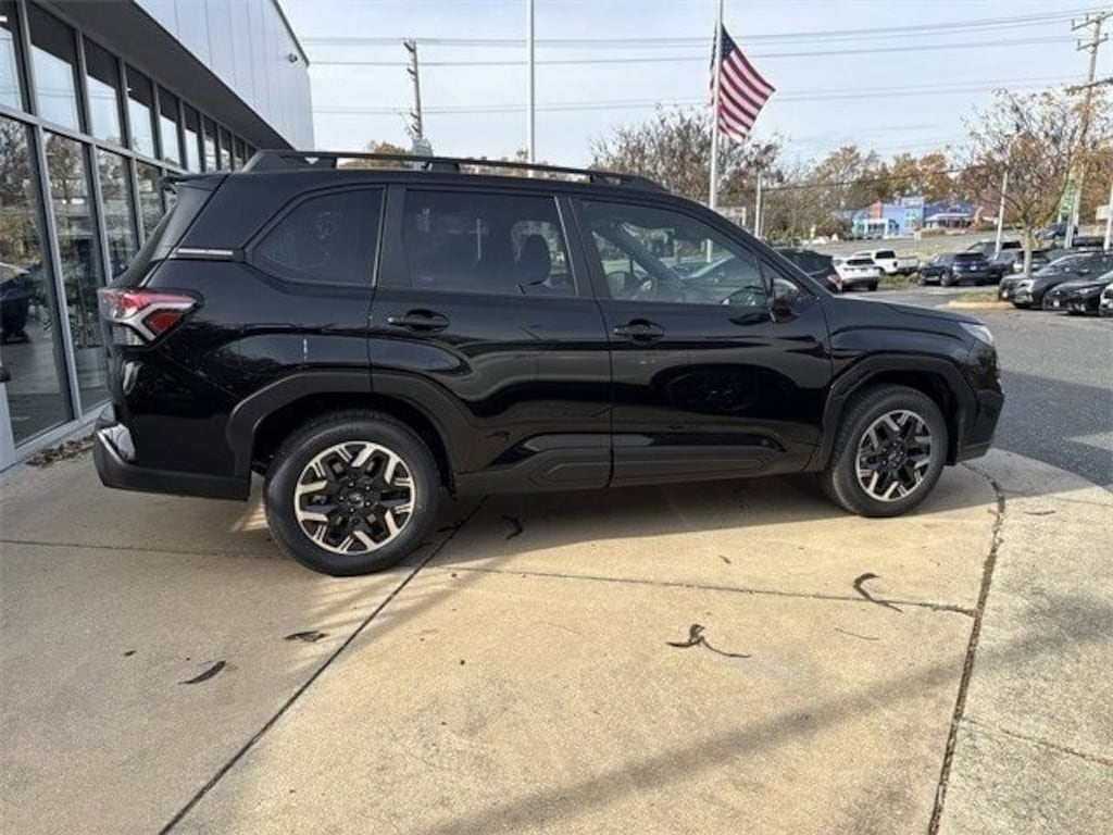 New 2025 Subaru Forester Premium SUV