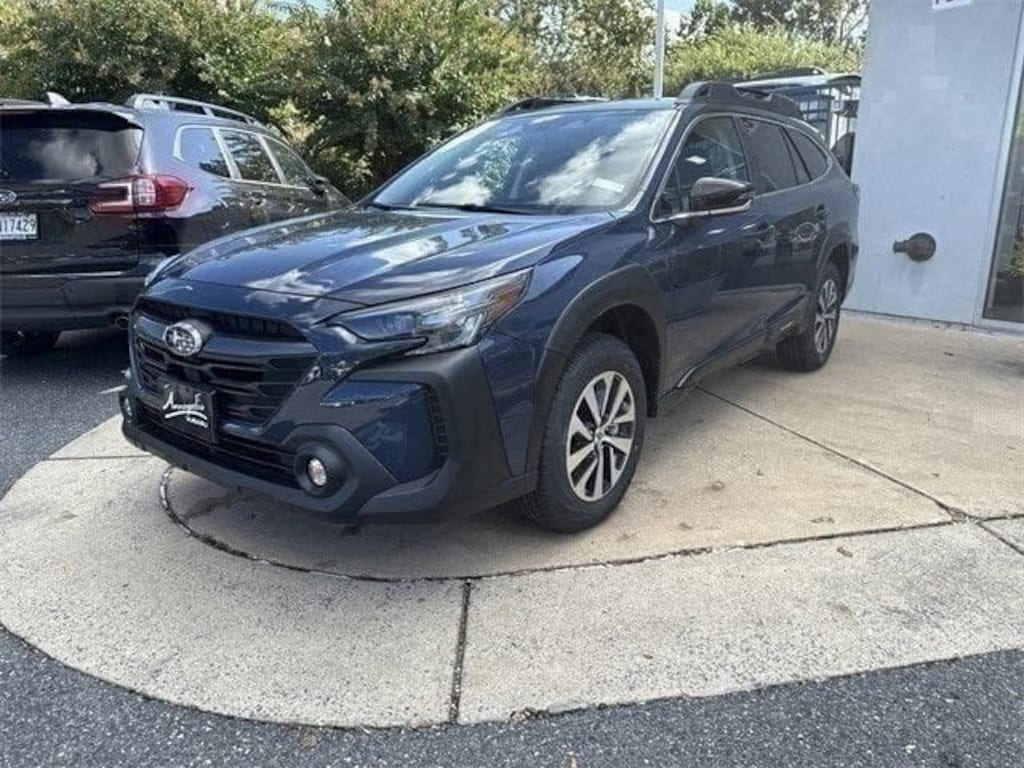 New 2025 Subaru Outback Premium SUV