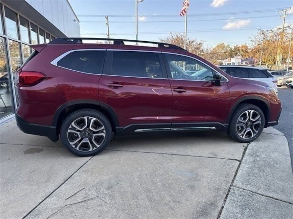 New 2025 Subaru Ascent Limited 7-Passenger SUV