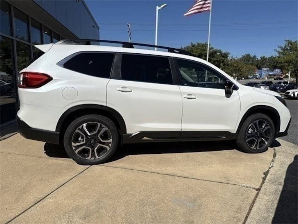 New 2025 Subaru Ascent Limited 7-Passenger SUV