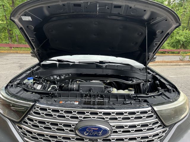 2021 Ford Explorer Limited RWD's photo