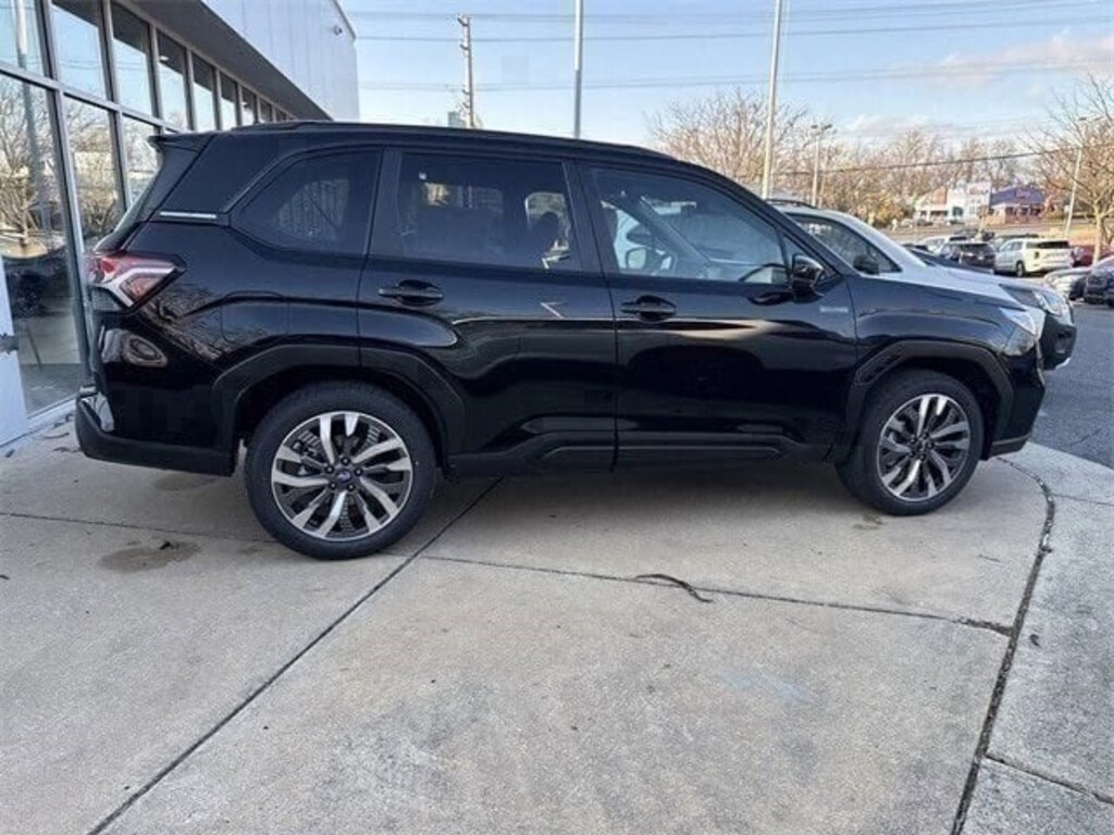 New 2025 Subaru Forester Touring Hybrid SUV
