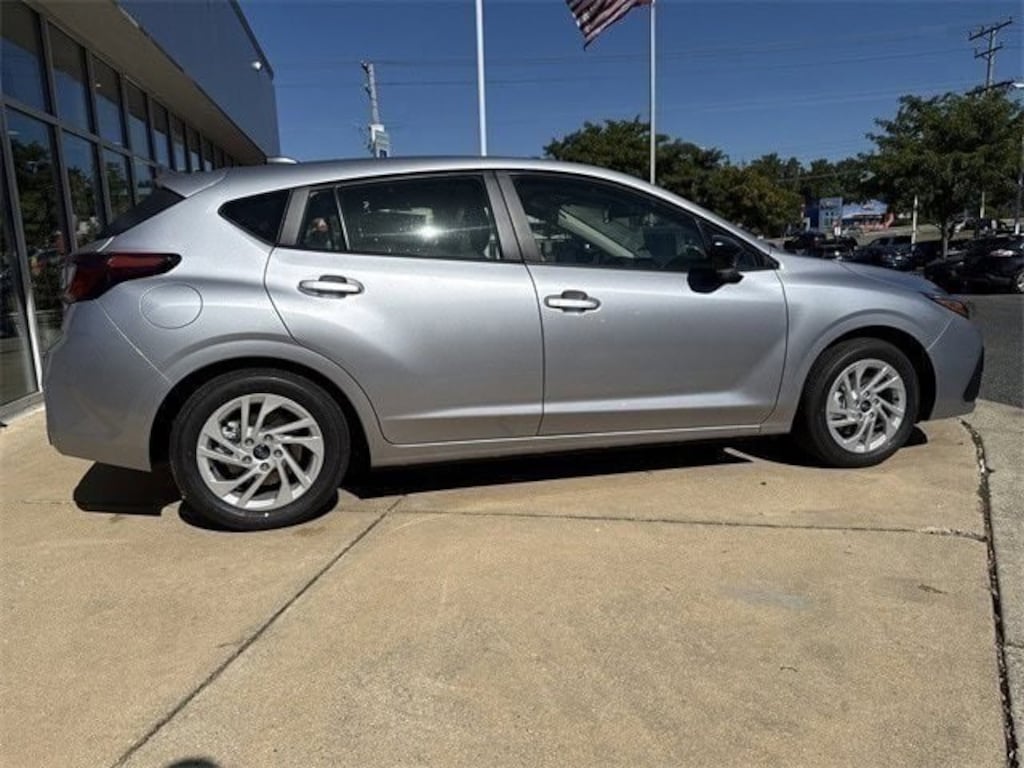 New 2025 Subaru Impreza Base 5-Door