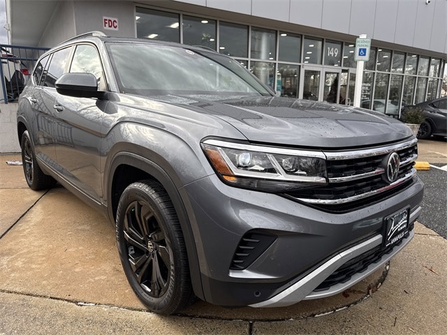 2023 Volkswagen Atlas SE w/Tech's photo