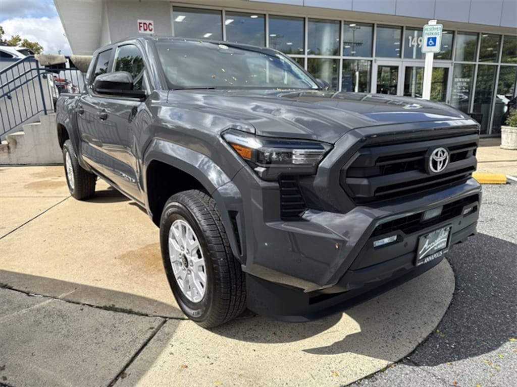 Used 2024 Toyota Tacoma SR5 Truck