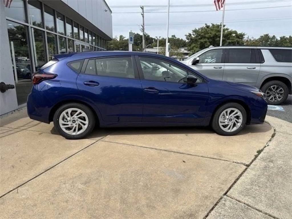 New 2025 Subaru Impreza Base 5-Door