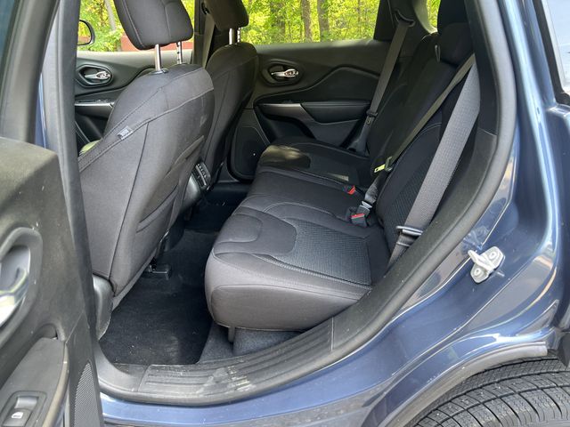 2020 Jeep Cherokee Latitude - Photo 20