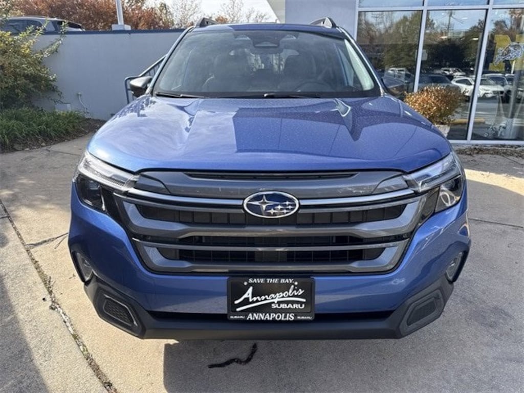 New 2025 Subaru Forester Hybrid Limited SUV