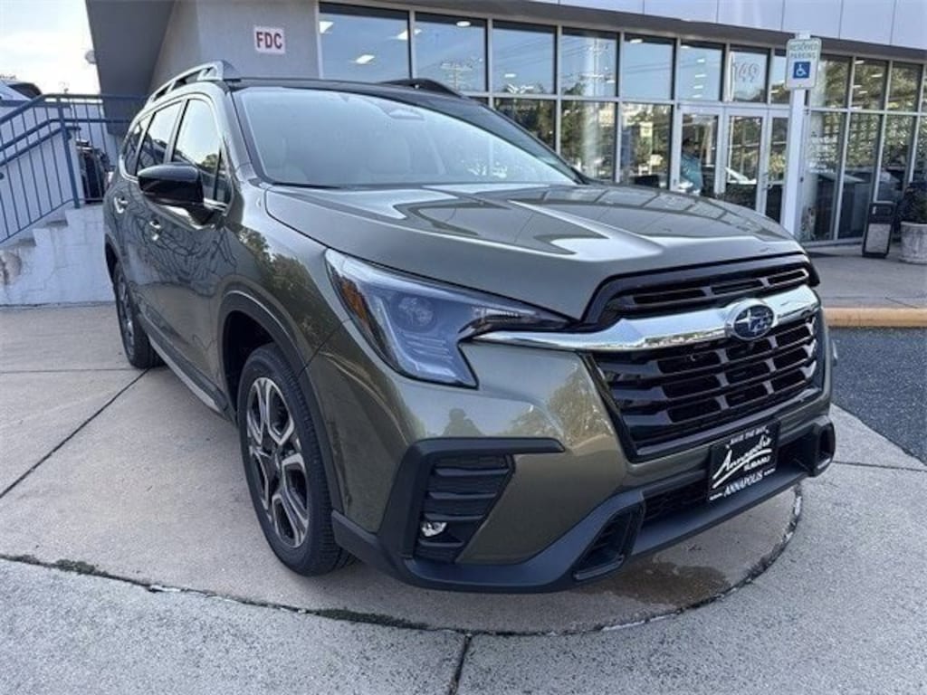 New 2025 Subaru Ascent Limited 7-Passenger SUV
