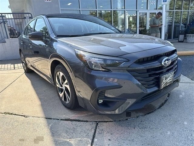 2025 Subaru Legacy Premium's photo