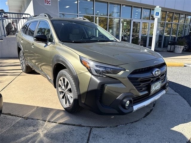 2025 Subaru Outback Limited's photo