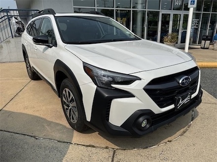 2025 Subaru Outback Premium SUV