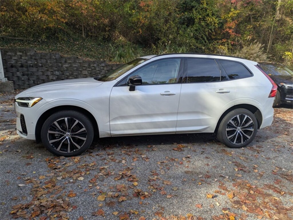 Certified 2024 Volvo XC60 B5 Ultimate Dark SUV