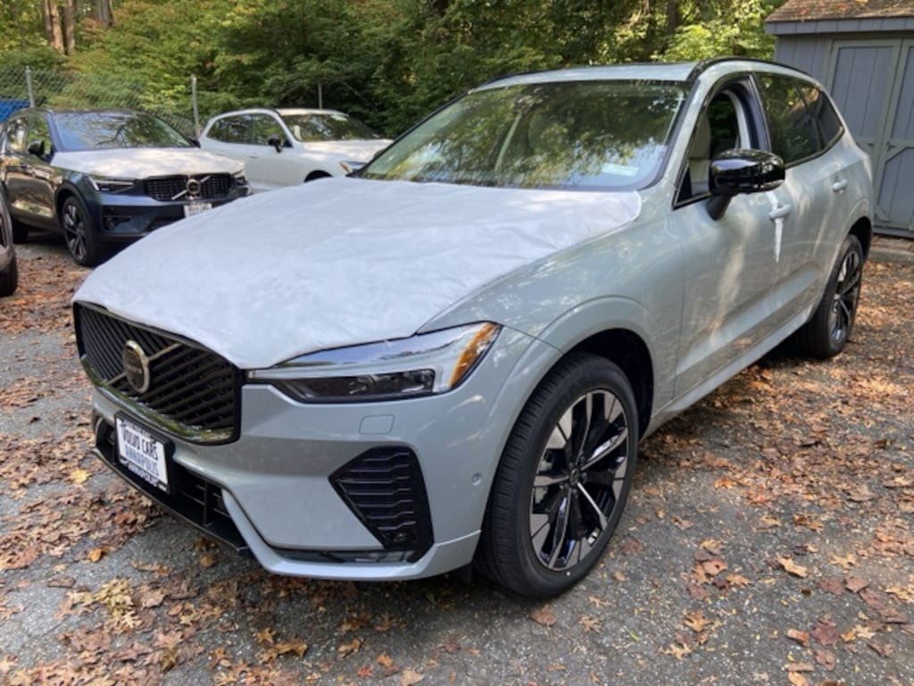 New 2026 Volvo XC60 B5 Ultra SUV
