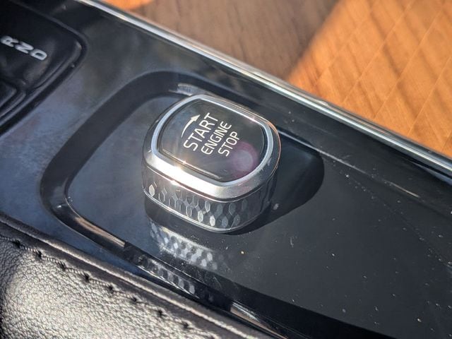 2023 Volvo XC90 Plus - Photo 20
