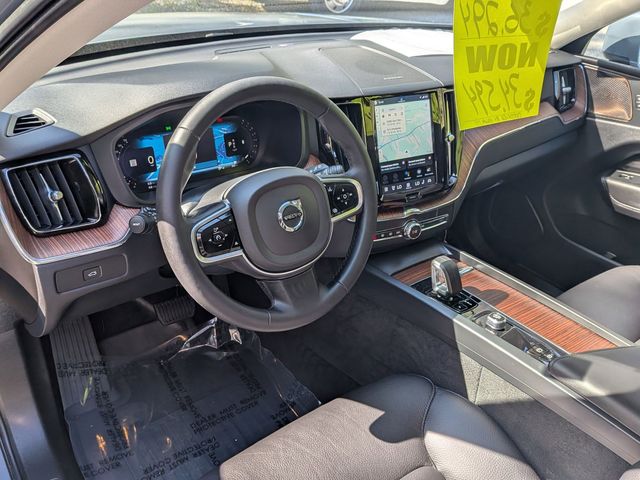 2023 Volvo XC60 Plus - Photo 10