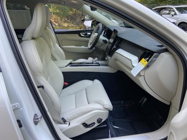 2026 Volvo XC60 Ultra - Photo 17