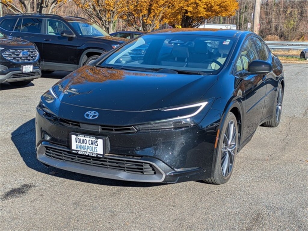 Used 2023 Toyota Prius XLE Hatchback