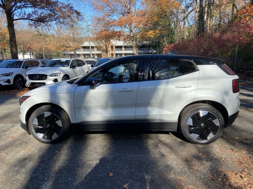 New 2025 Volvo EX30 Twin Motor Plus SUV
