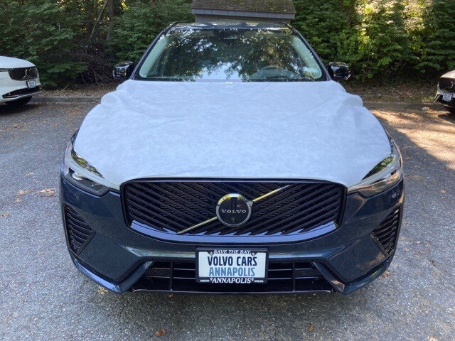 2026 Volvo XC60 B5 photo 2