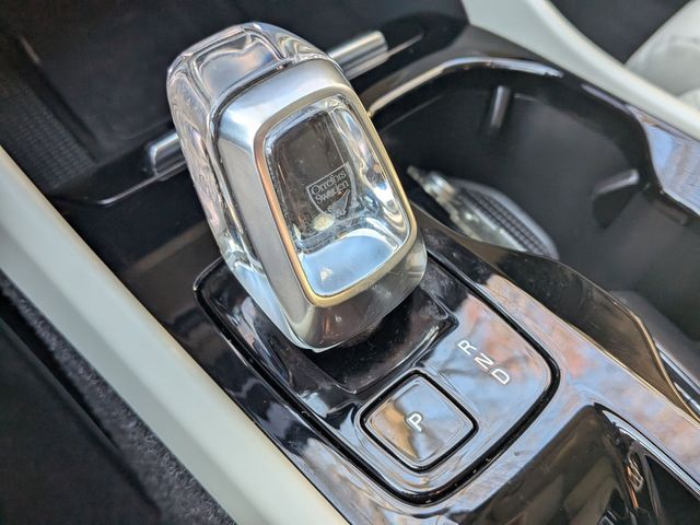 2023 Volvo XC40 Plus - Photo 19