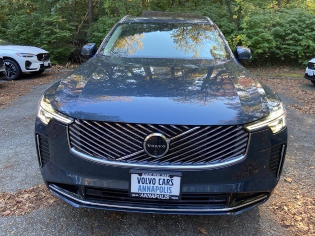 New 2026 Volvo XC90 plug-in hybrid T8 Plus 7-Seater SUV