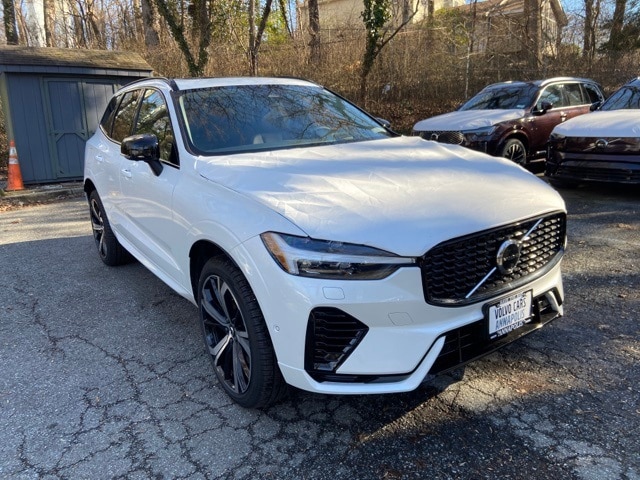 2025 Volvo XC60 plug-in hybrid T8 Ultra SUV