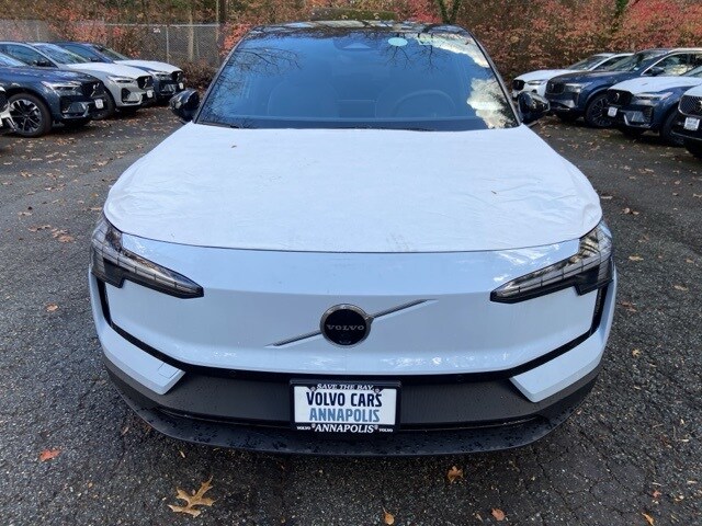 2025 Volvo EX30 Ultra photo 2