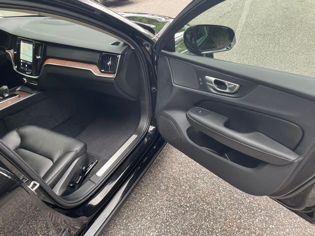 2024 Volvo S60 13