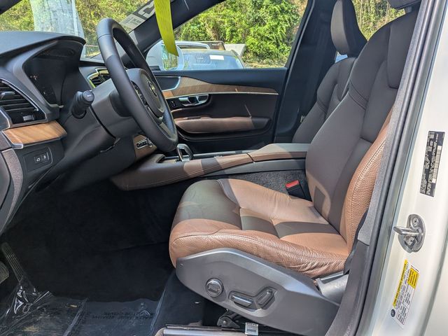 2023 Volvo XC90 Plus - Photo 13