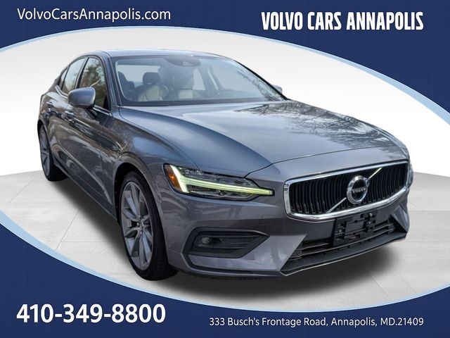 featured used 2021 Volvo S60 T6 Momentum Sedan for sale in Annapolis, MD