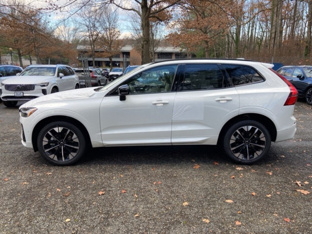 New 2026 Volvo XC60 B5 Ultra SUV
