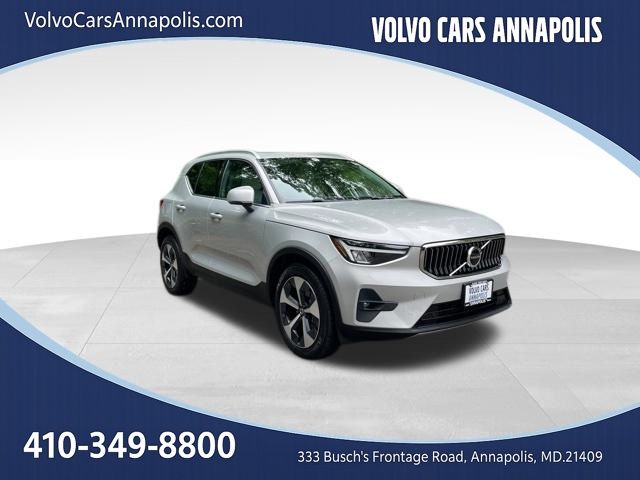2023 Volvo XC40 B5 Plus Bright AWD's photo