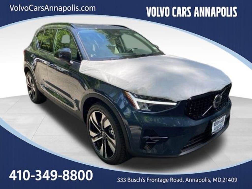 New 2026 Volvo XC40 B5 Plus SUV