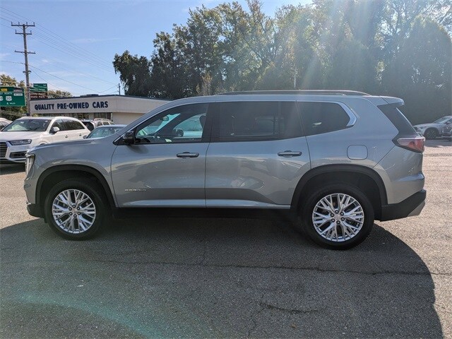 2024 Gmc Acadia Elevation photo 4