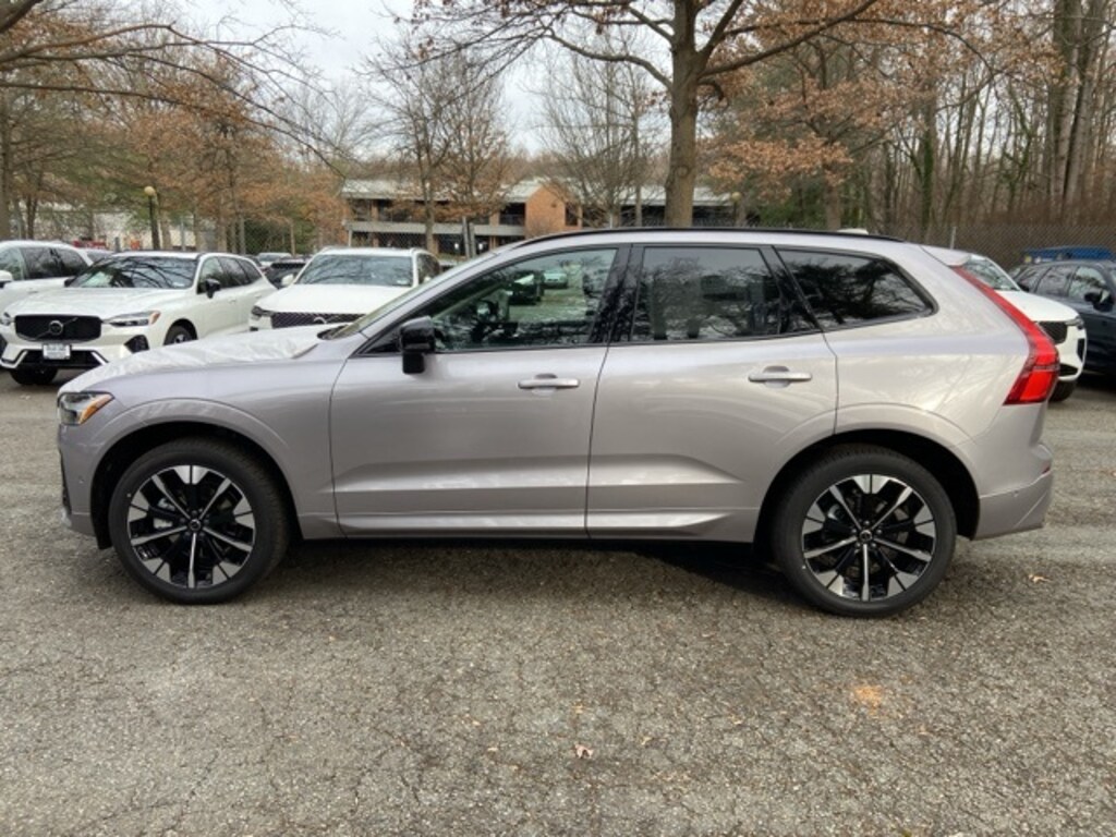 New 2026 Volvo XC60 B5 Plus SUV