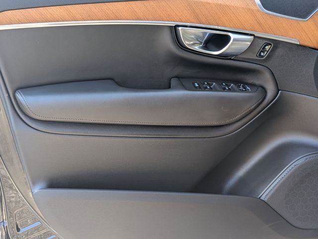 2023 Volvo XC90 Plus - Photo 24