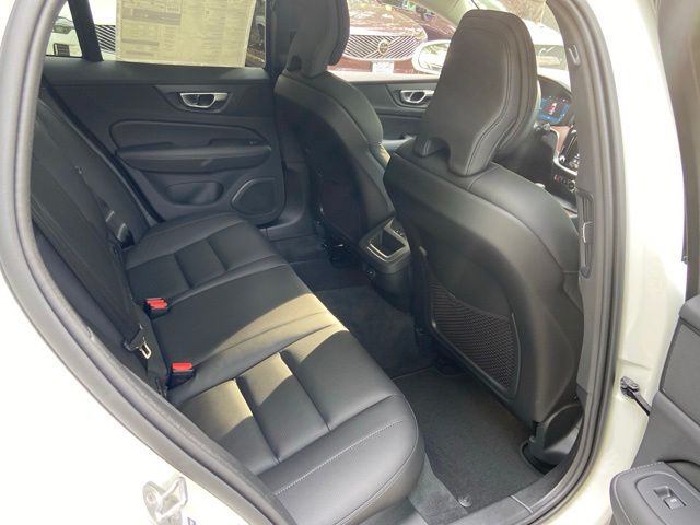 2026 Volvo V60 Cross Country Plus - Photo 15