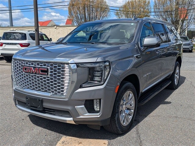 2022 Gmc Yukon XL Denali photo 3