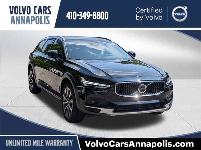 2024 Volvo V90 Cross Country B6 Plus Wagon