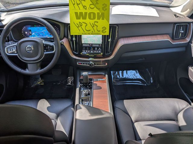 2023 Volvo XC60 Plus - Photo 16