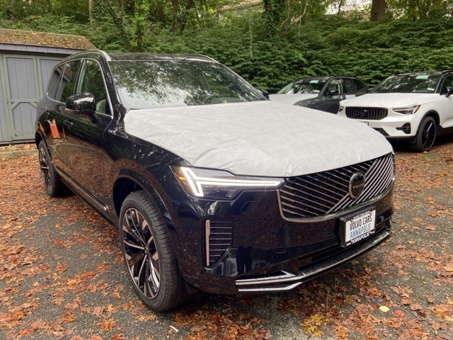 2026 Volvo XC90 Plus's photo