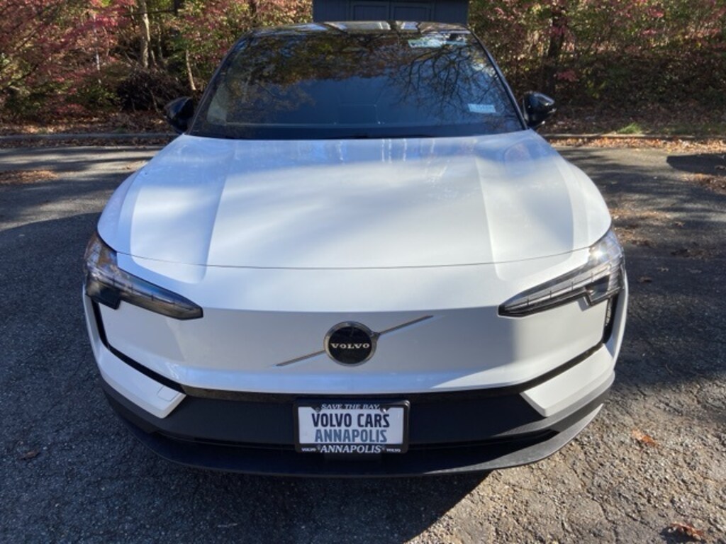 New 2025 Volvo EX30 Twin Motor Plus SUV